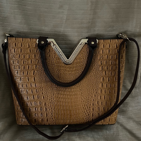 Shoulder Bag with detachable shoulder straps, double handles. - Picture 8 of 9